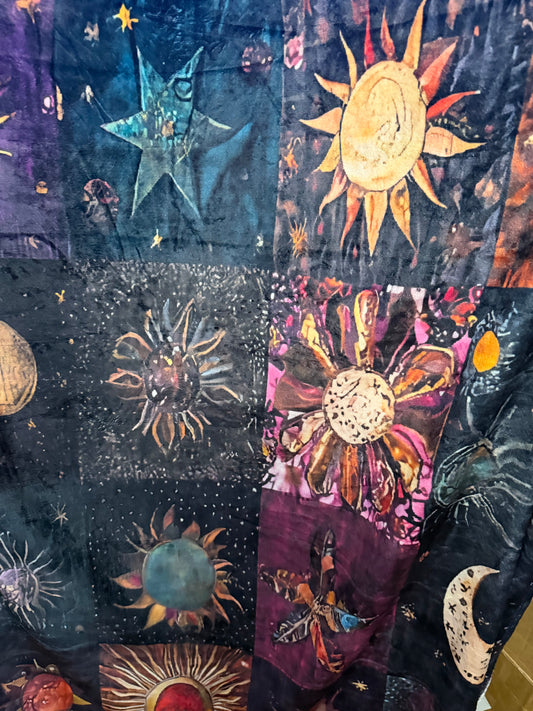 Quilted pattern blanket (About 7’ by 4’)